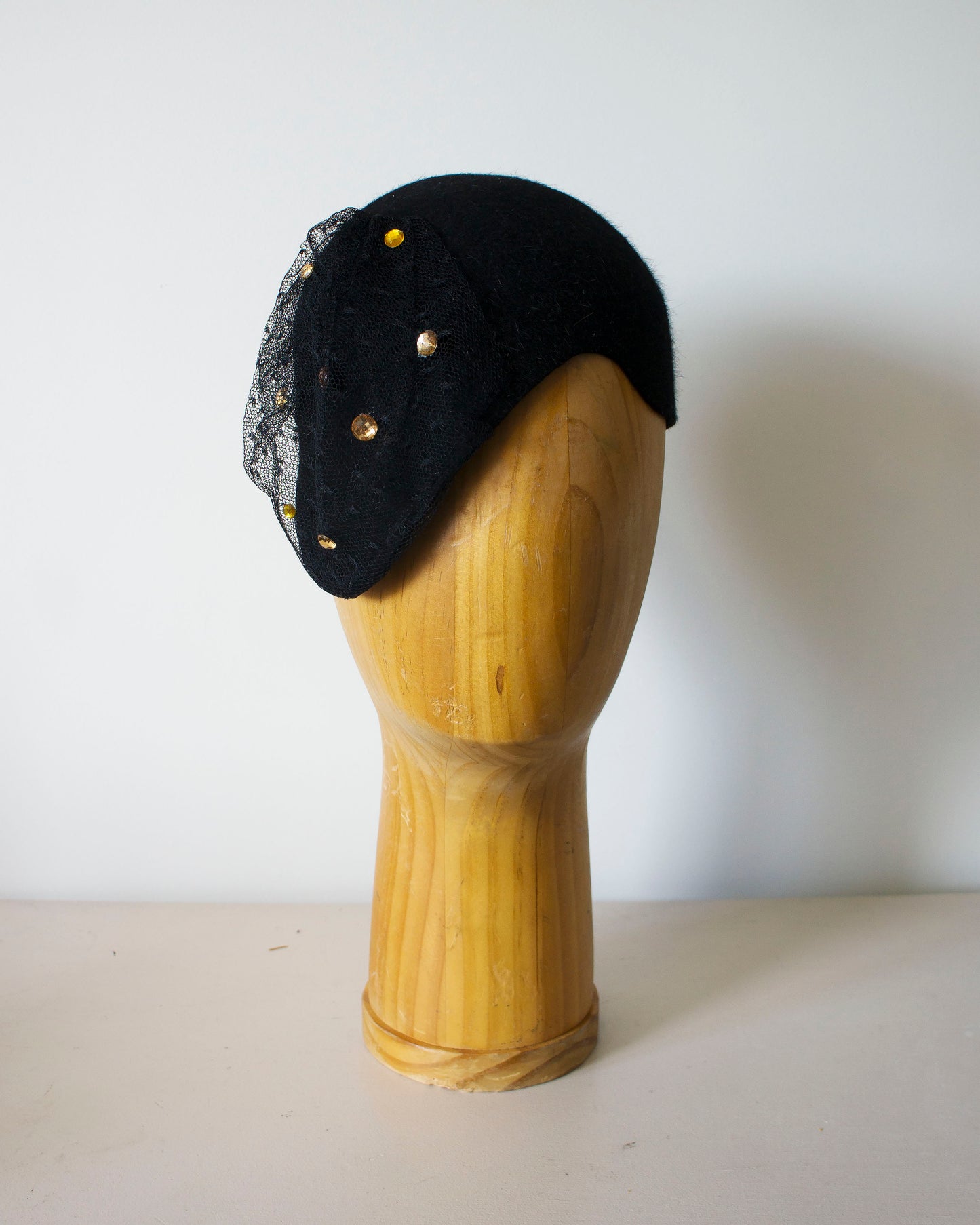 CHAPEAU BIBI RHINESTONE EYE