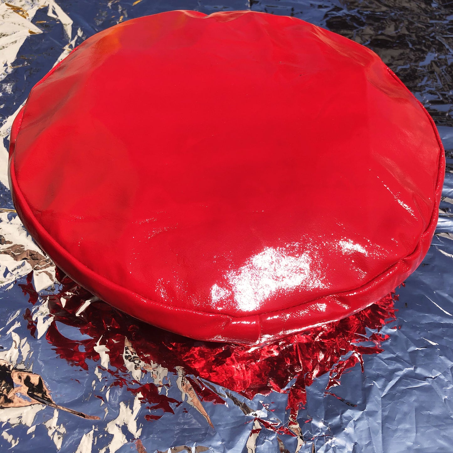 BÉRET VINYLE RED