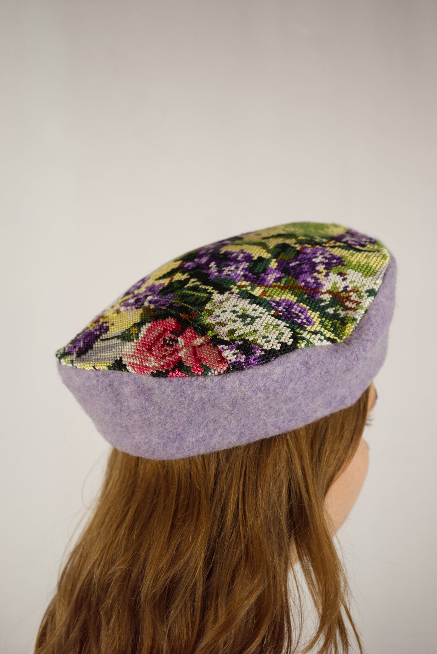 BÉRET CANEVAS LES LILAS