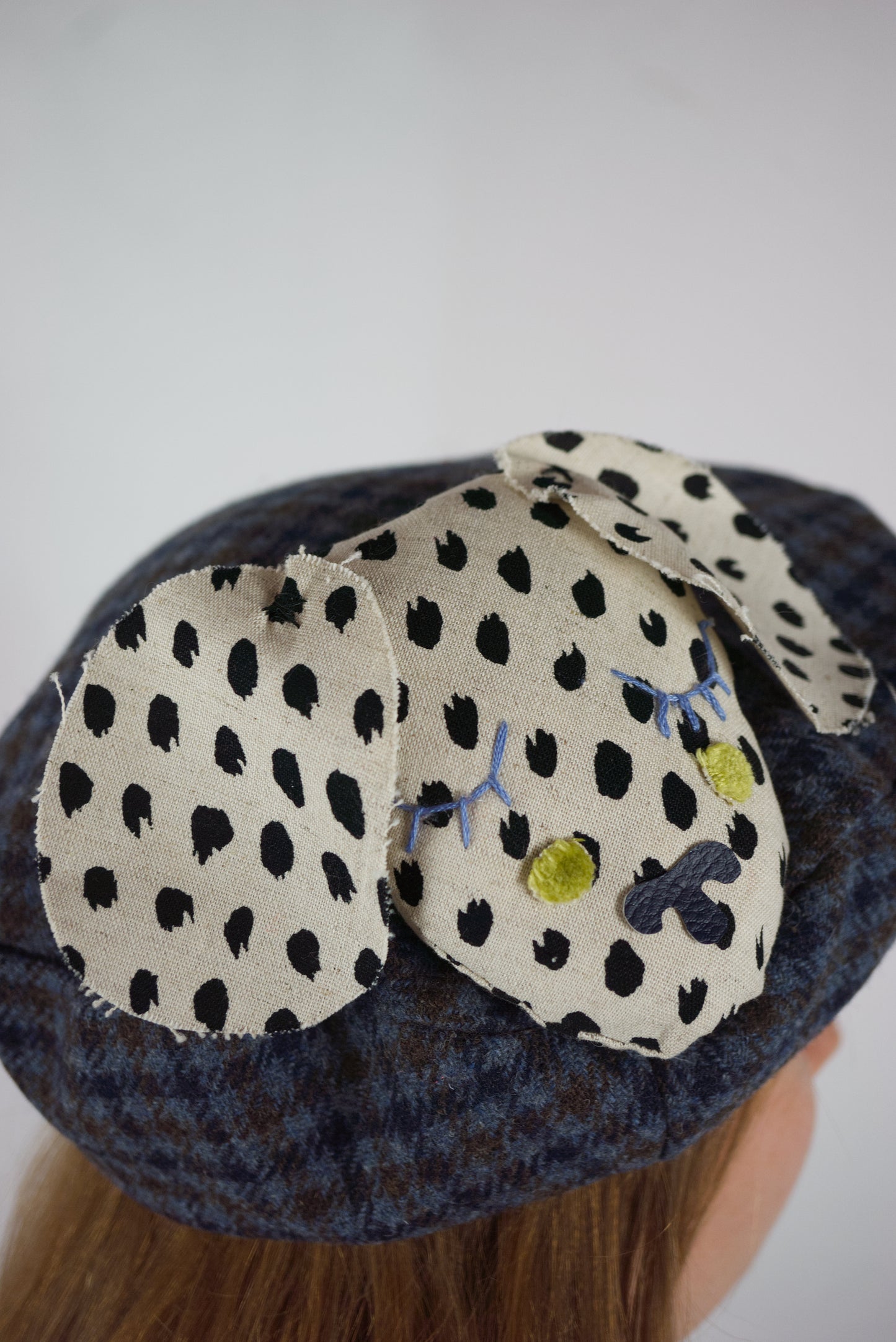 BÉRET PELUCHE DOGGY HERMINE