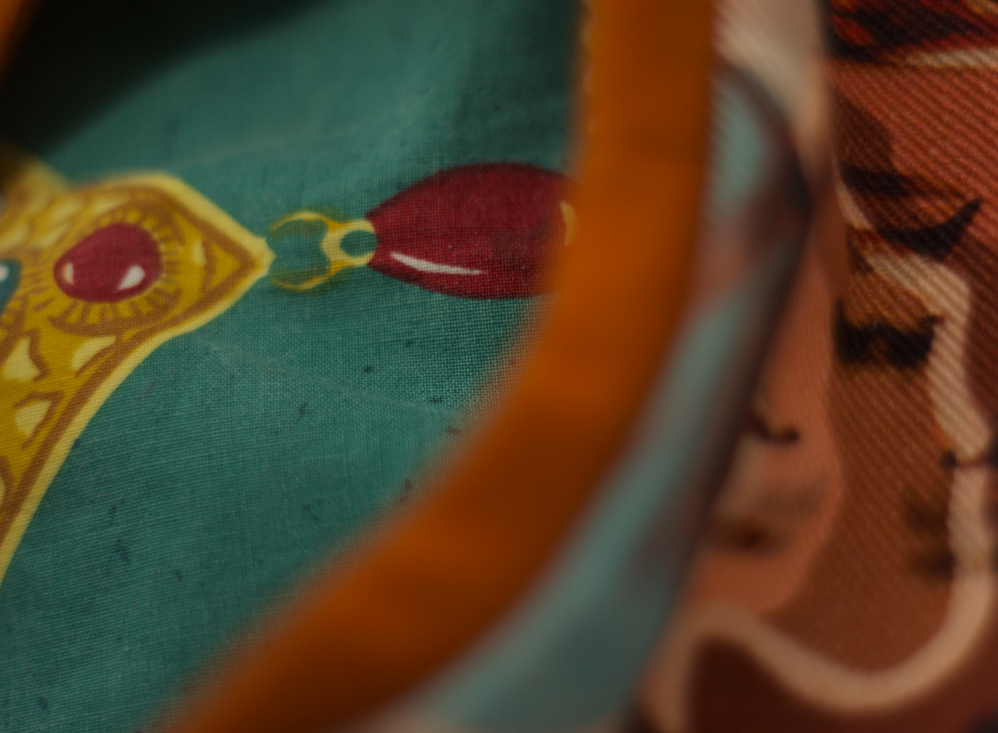 BÉRET EVIL EYE ROSE