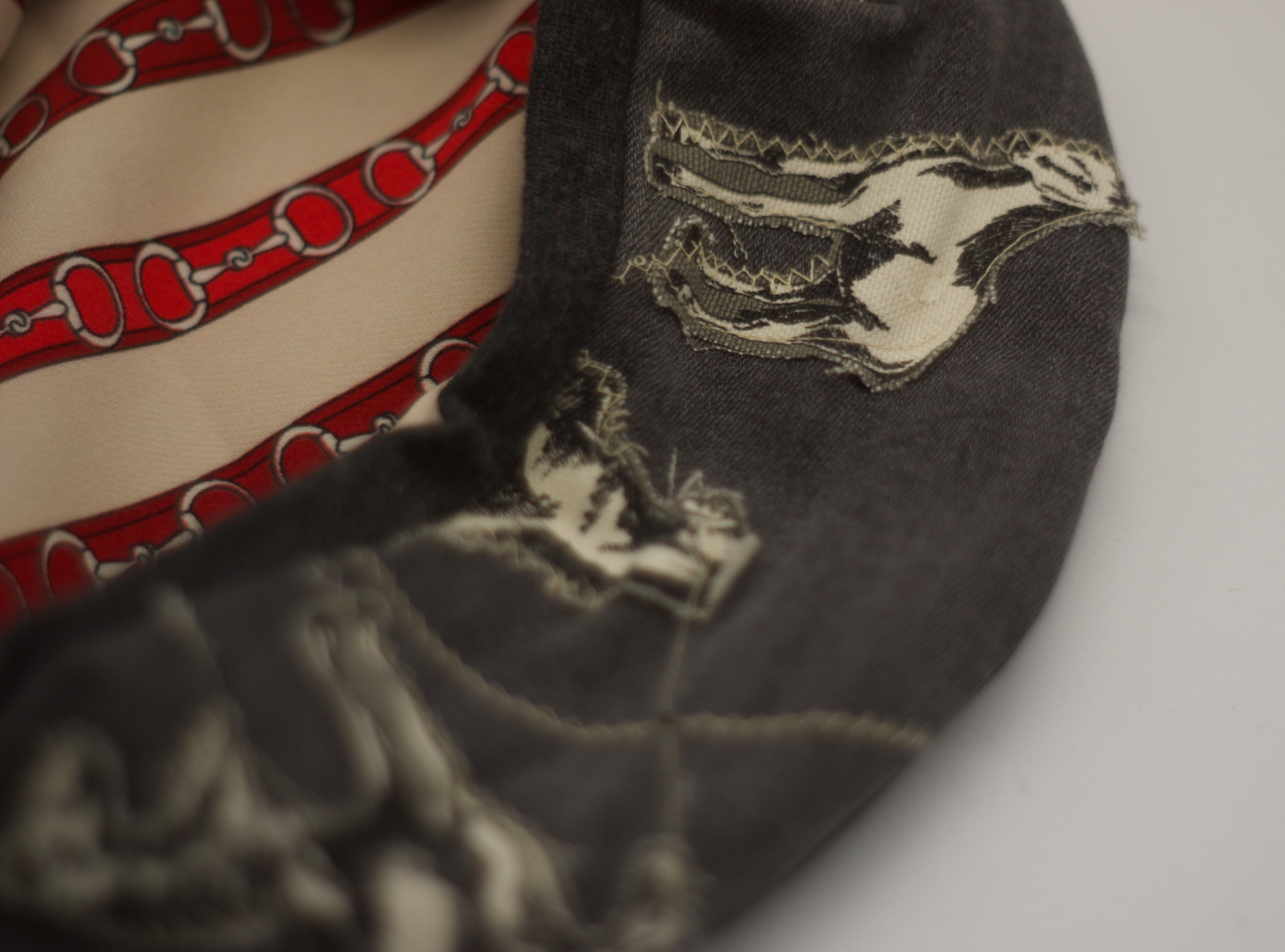 BÉRET PATCHWORK WILD HORSES