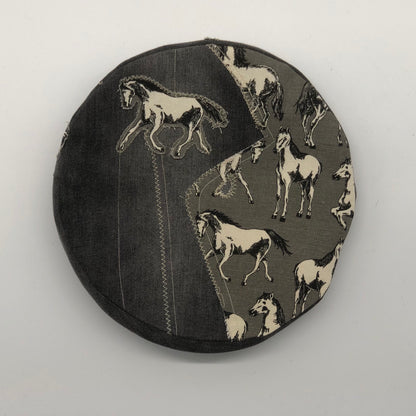 BÉRET PATCHWORK WILD HORSES