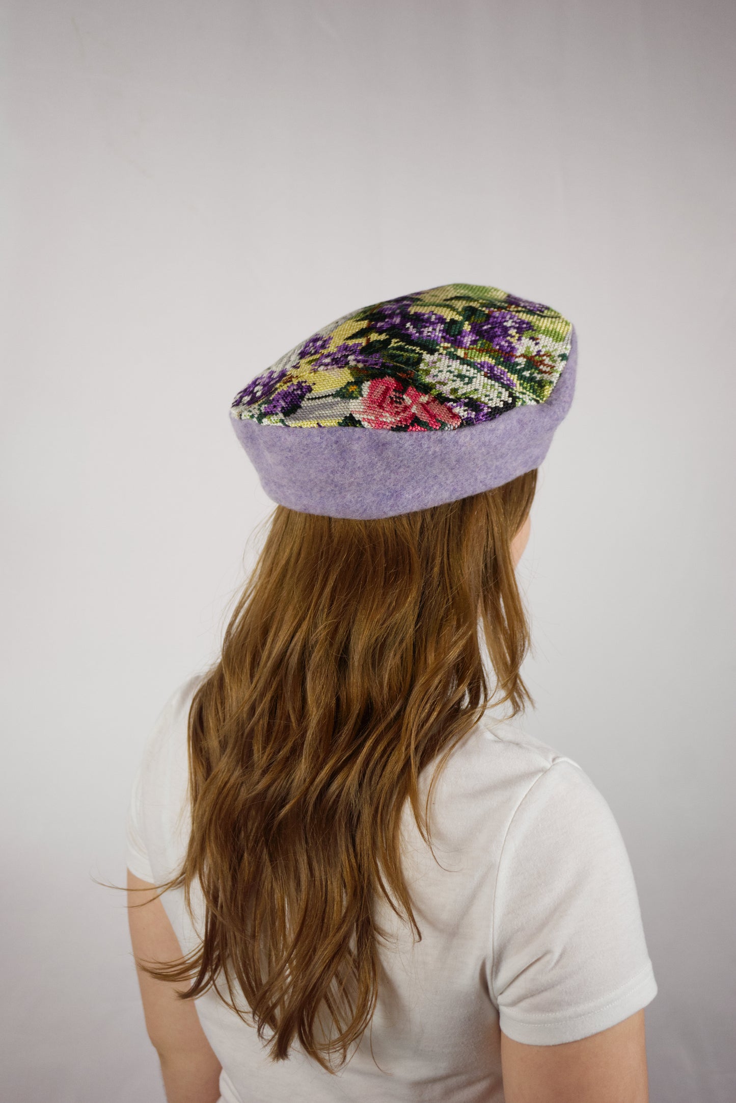 BÉRET CANEVAS LES LILAS