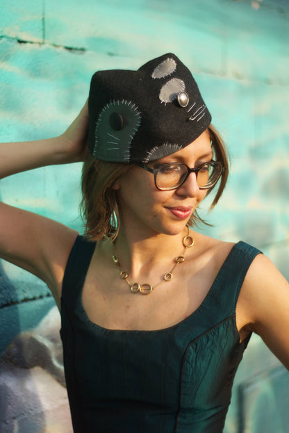 CHAPEAU BRIGITTE GRIS